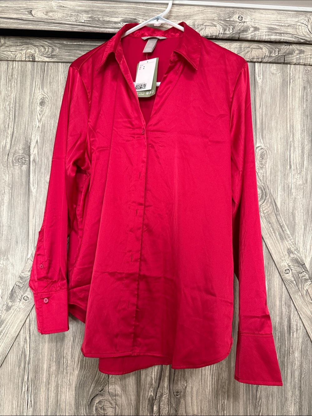 Women’s Red Satin Button-Front Shirt - Brand: